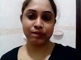 Indian bbw girl record her boobs and pussy for her bf
