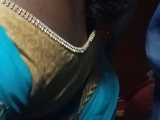 Tami hot big ass wet saree aunty grouped in bus