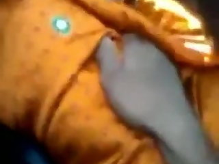 Tirunelveli Tamil Delphine Aunty in Car SATIN SILK Handjob