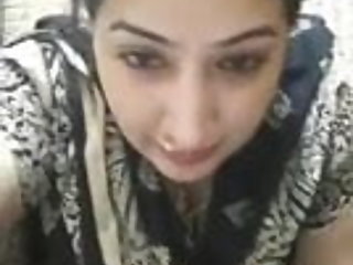Indian aunty on video call (THICK AS FUCK)